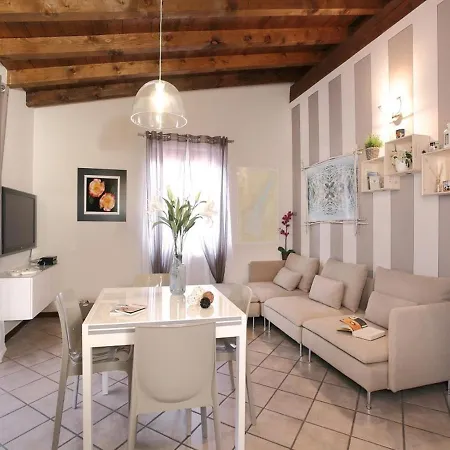 La Rocca Apartment